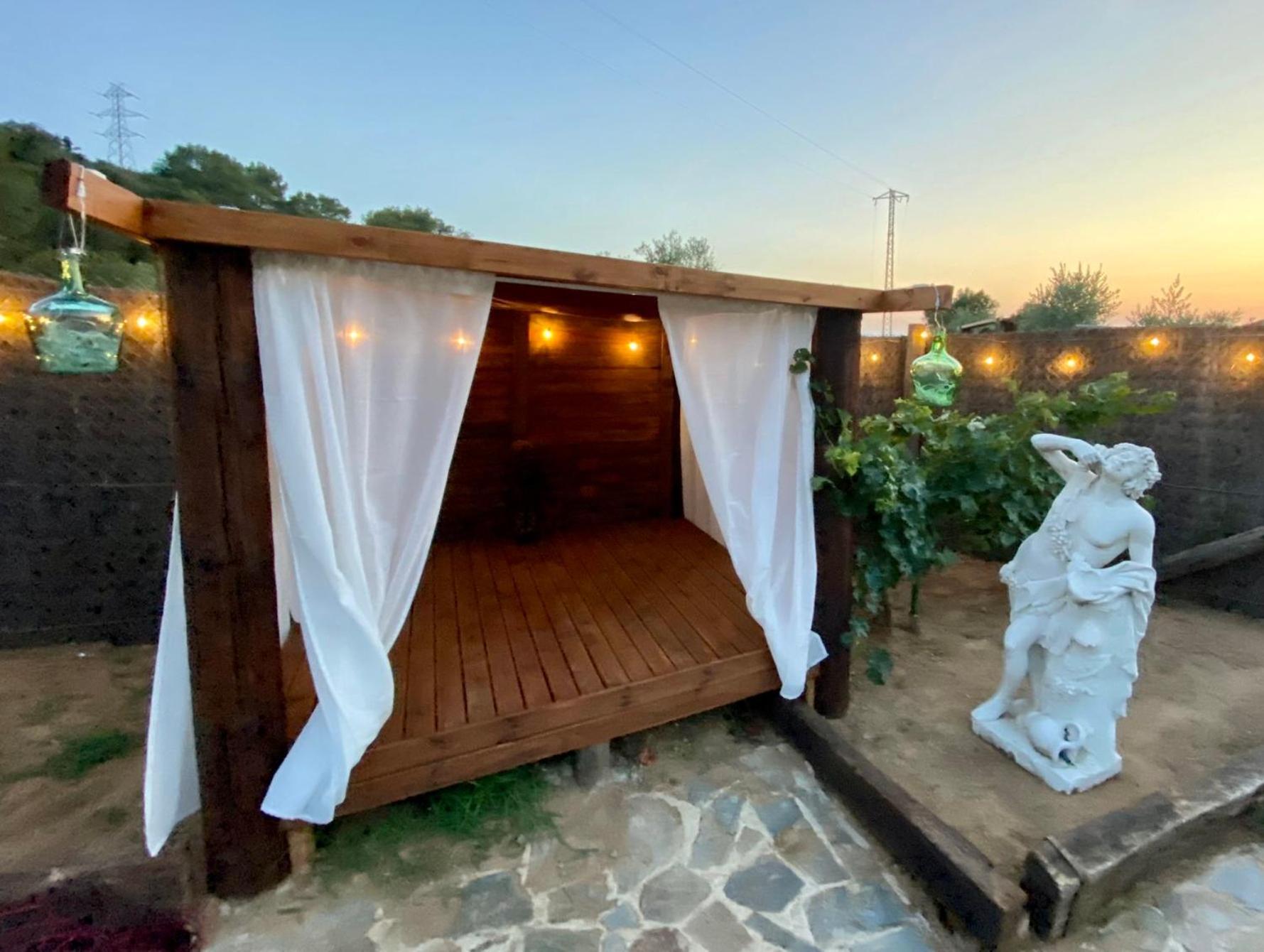 Domo Suites Masia Cal Geperut Badalona Buitenkant foto